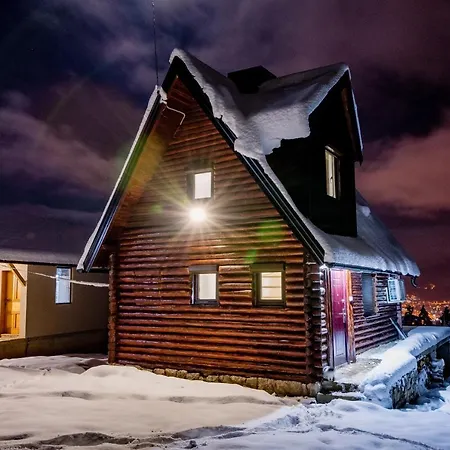 Casa de Férias Vikend Kuca Escape *