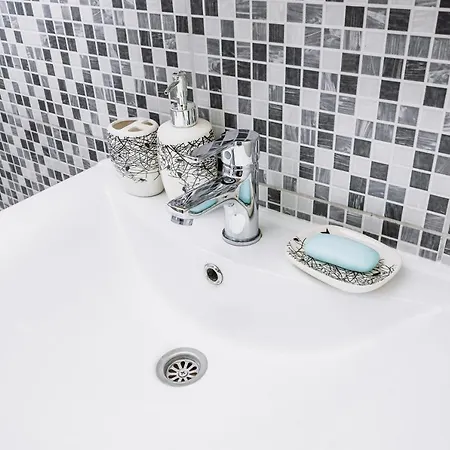 Vikend Kuca Escape * Пале