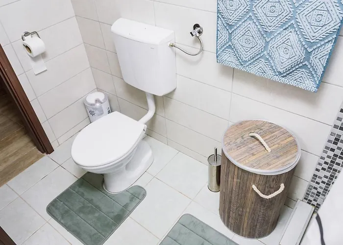 Vikend Kuca Escape * Pale